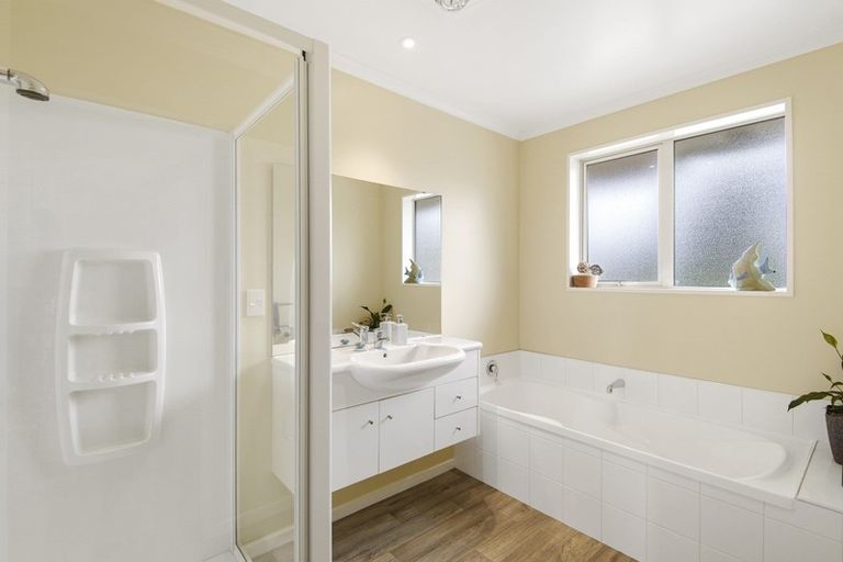 Photo of property in 24 Leith Drive, Loburn, Rangiora, 7472