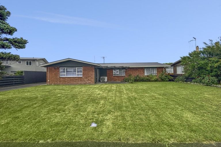 Photo of property in 30 Ruawai Road, Feilding, 4702