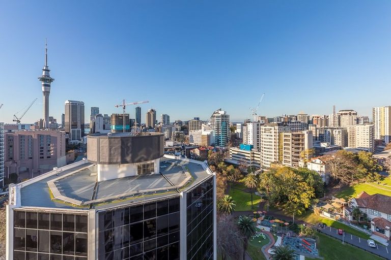 Photo of property in The Duxton Hotel Apartments, 6p/100 Greys Avenue, Auckland Central, Auckland, 1010
