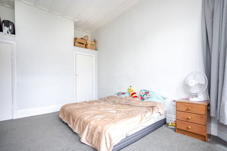 Photo of property in 15 Cole Street, Dannevirke, 4930