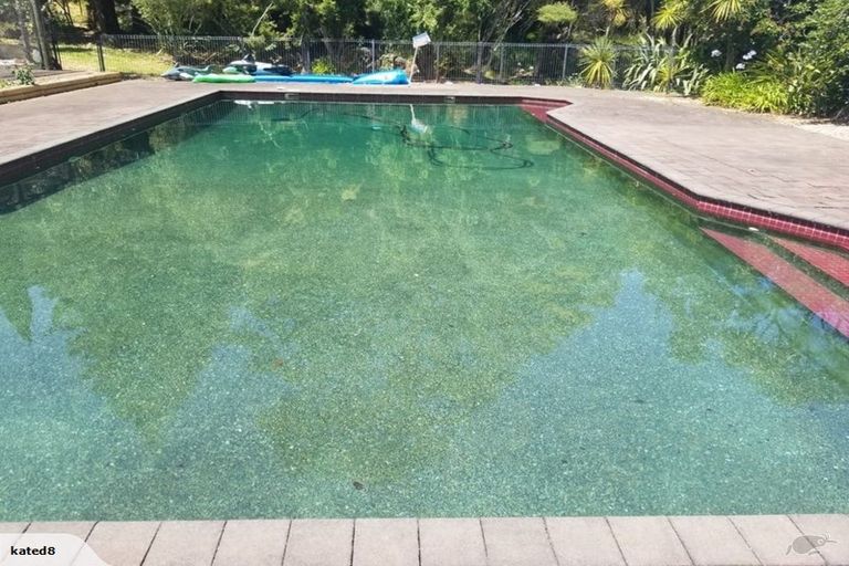 Photo of property in 118 Bethells Road, Waitakere, Henderson, 0781