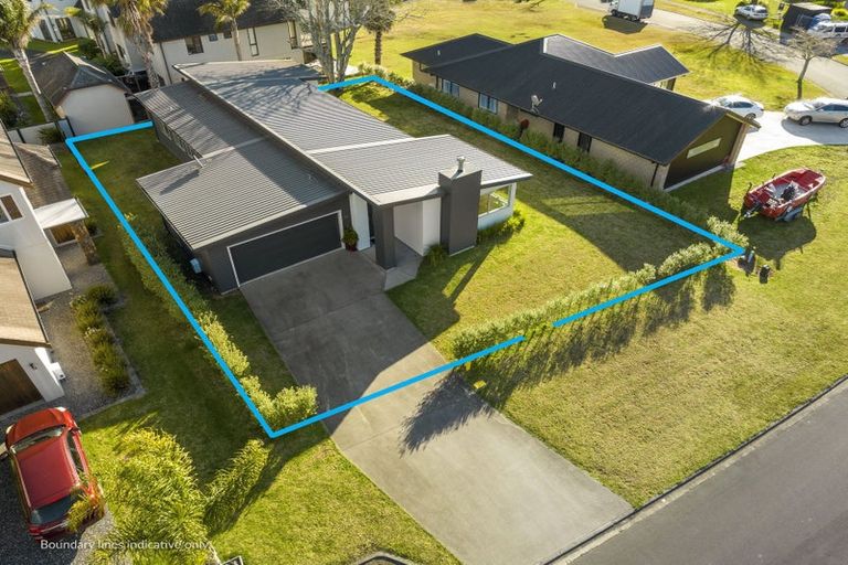 Photo of property in 35 Saint Andrews Drive, Pauanui, Hikuai, 3579