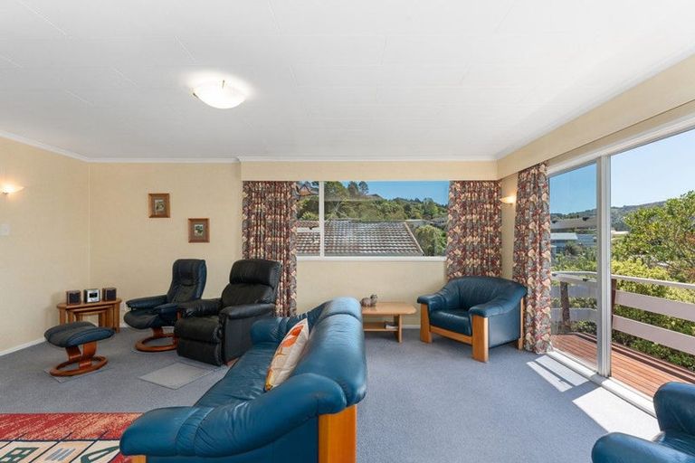 Photo of property in 1 Dunrobin Grove, Silverstream, Upper Hutt, 5019