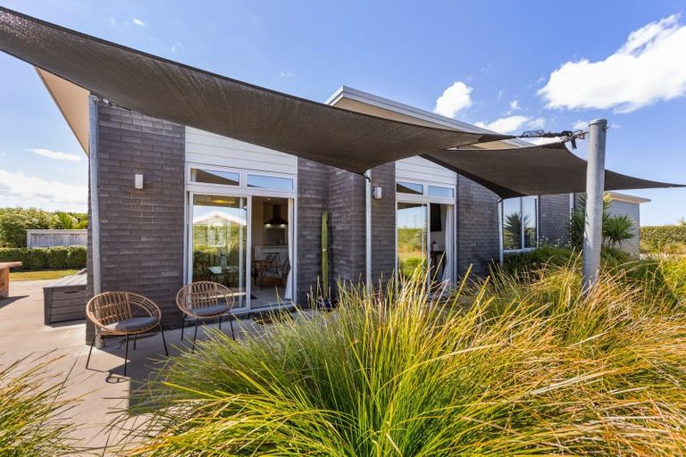 Photo of property in 138 Stent Road, Warea, New Plymouth, 4381