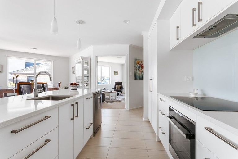 Photo of property in 19 Omega Place, Coastlands, Whakatane, 3120