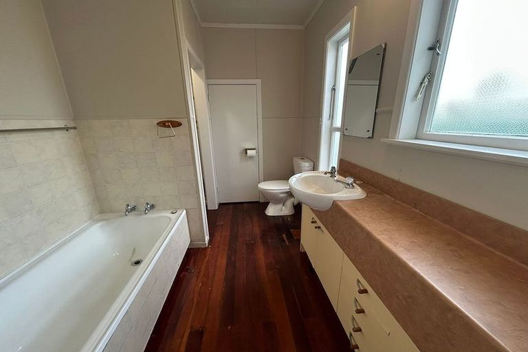 Photo of property in 7 Brocas Avenue, Hillcrest, Hamilton, 3216