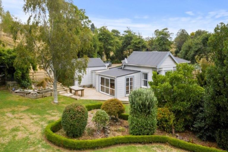 Photo of property in 295 Skinner Road, Bird Road, Stratford, 4393