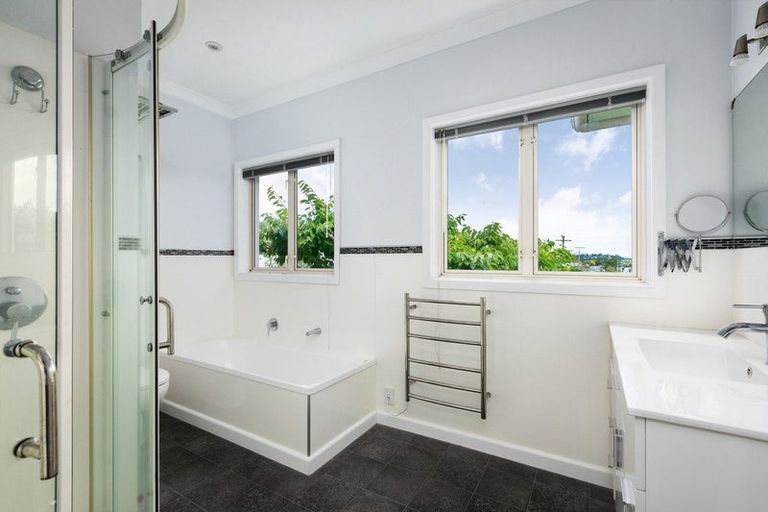 Photo of property in 102 Edward Street, Thames, 3500