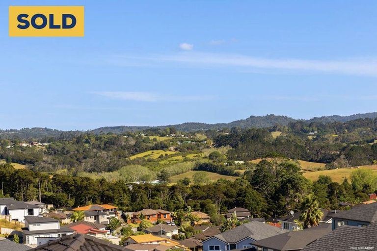Photo of property in 234 Sturges Road, Henderson, Auckland, 0612