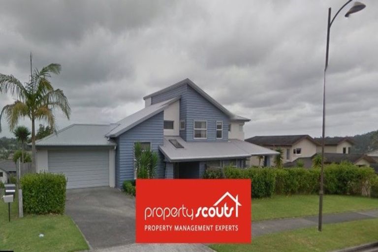 Photo of property in 86 Kittiwake Drive, Schnapper Rock, Auckland, 0632
