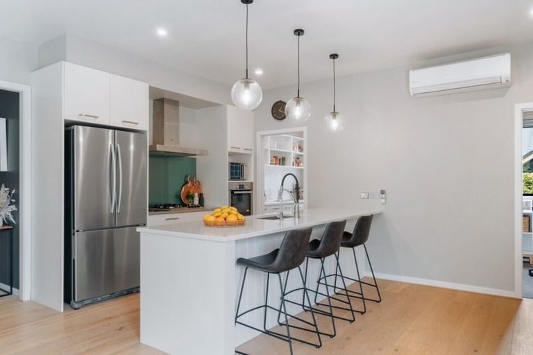 Photo of property in 2 Jacks Point Rise, Jacks Point, Queenstown, 9371