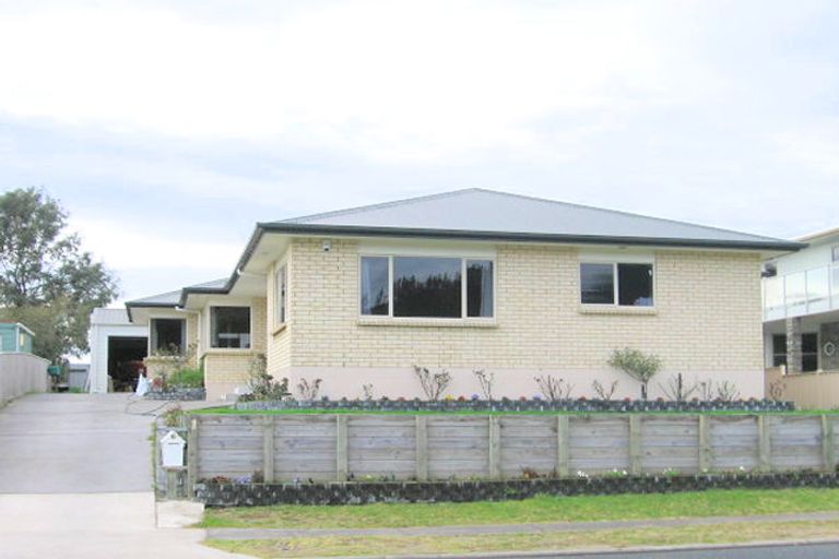 Photo of property in 129 Mayfair Avenue, Whangamata, 3620