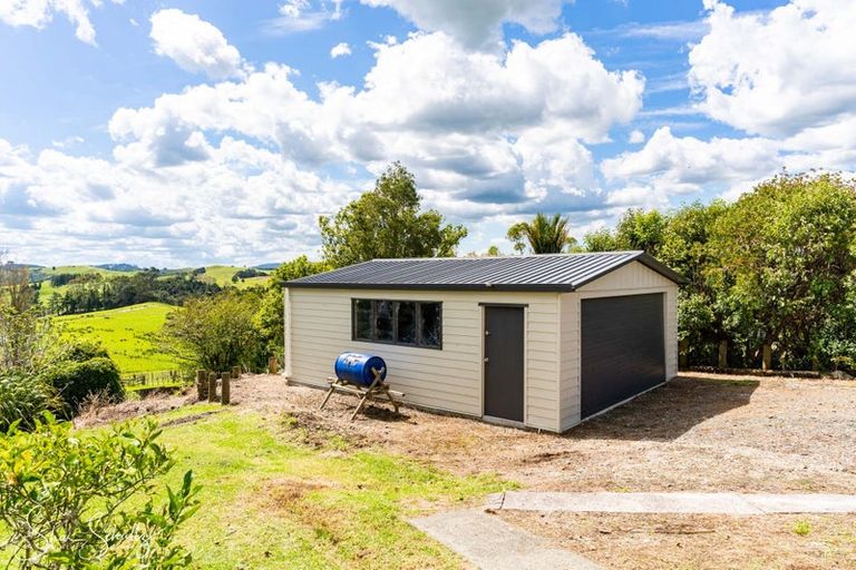 Photo of property in 46 Gorge Road, Maungaturoto, 0520