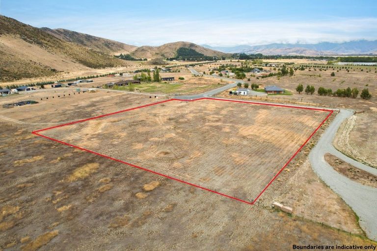 Photo of property in 25 Hardacre Place, Omarama, 9412