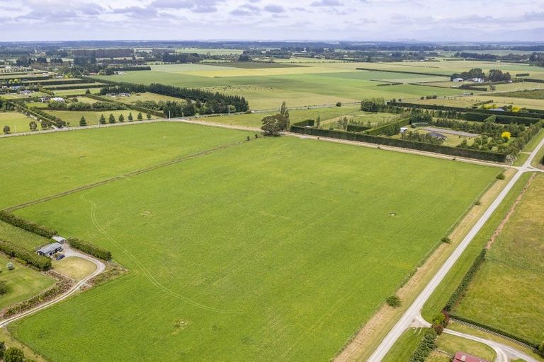 Photo of property in 16 Howsons Road, Cust, 7475