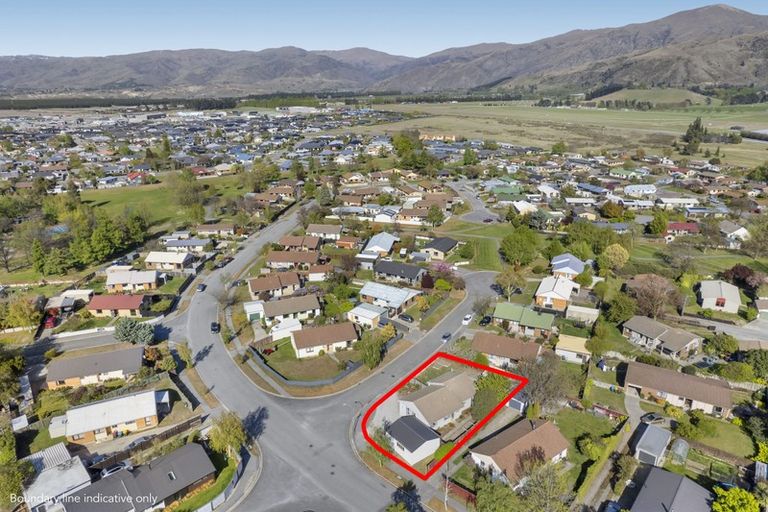 Photo of property in 1 Marsh Place, Cromwell, 9310