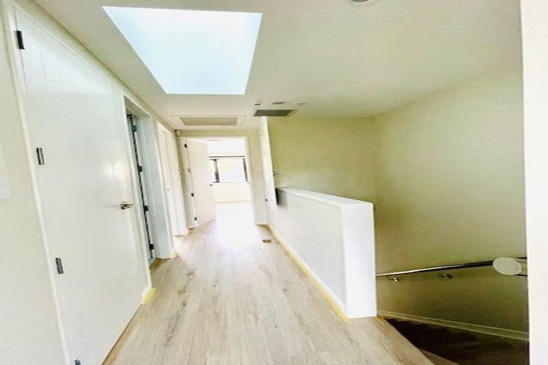 Photo of property in 2c Celina Place, Browns Bay, Auckland, 0630