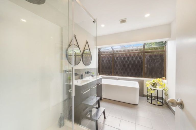 Photo of property in 13a Princes Street, Cambridge, 3434