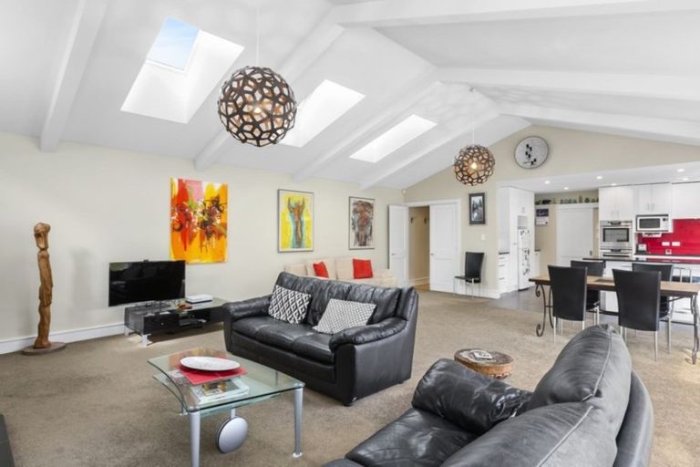 Photo of property in 10 Sim Street, Maori Hill, Dunedin, 9010