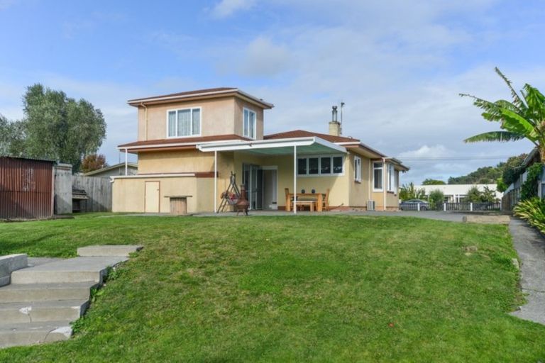 Photo of property in 20 Petane Road, Bay View, Napier, 4104