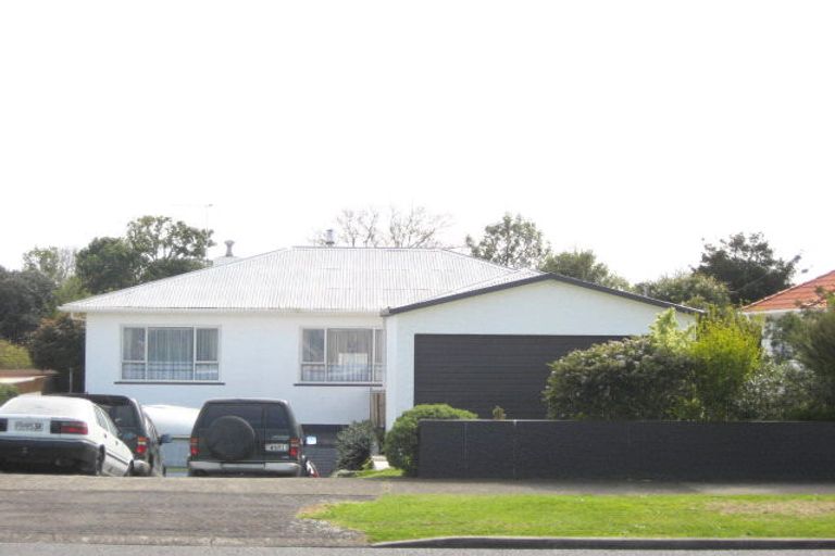 Photo of property in 13 Tarahua Road, Vogeltown, New Plymouth, 4310