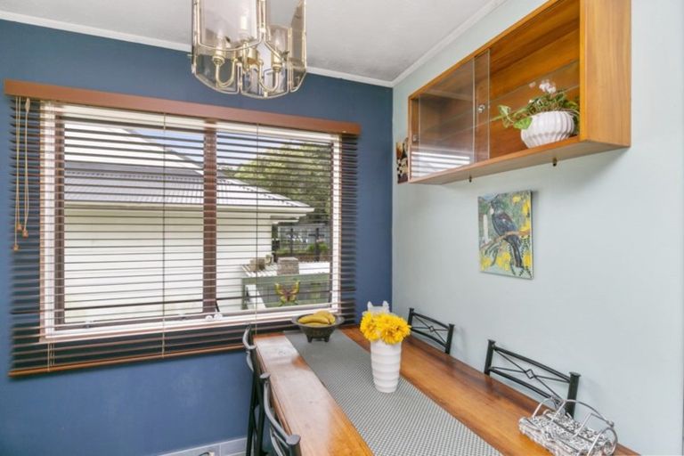 Photo of property in 63 Hazlewood Avenue, Karori, Wellington, 6012