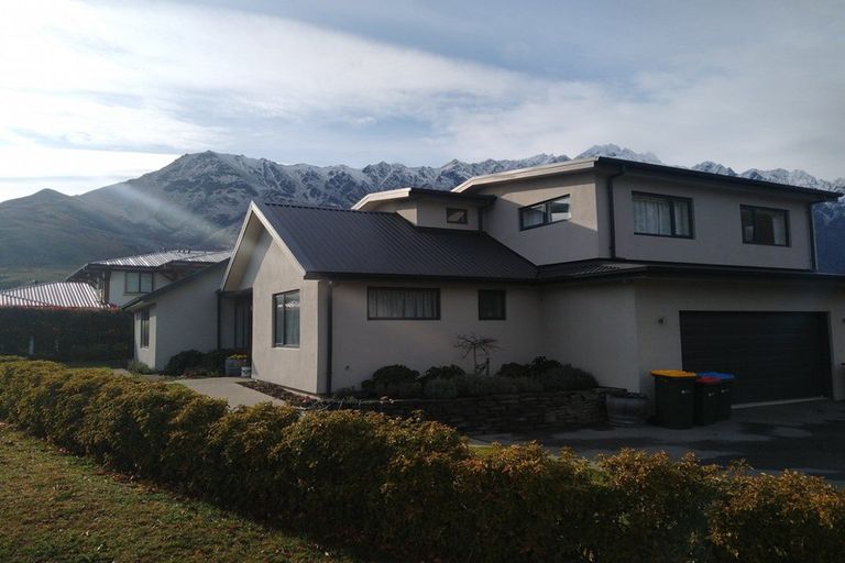 Photo of property in 13 Copper Beech Avenue, Frankton, Queenstown, 9300
