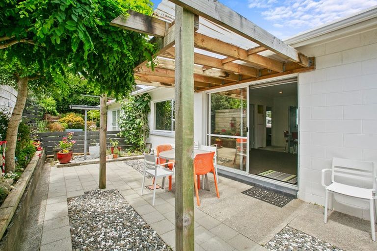 Photo of property in 28a Moulton Street, Moturoa, New Plymouth, 4310