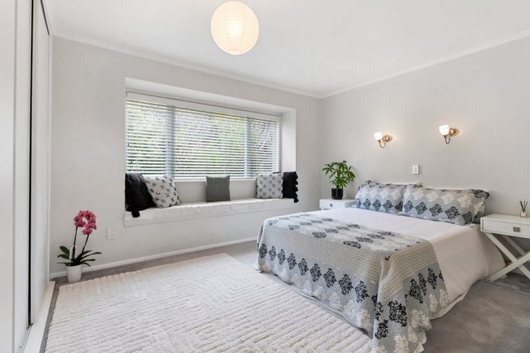 Photo of property in 29 Hebron Road, Waiake, Auckland, 0630