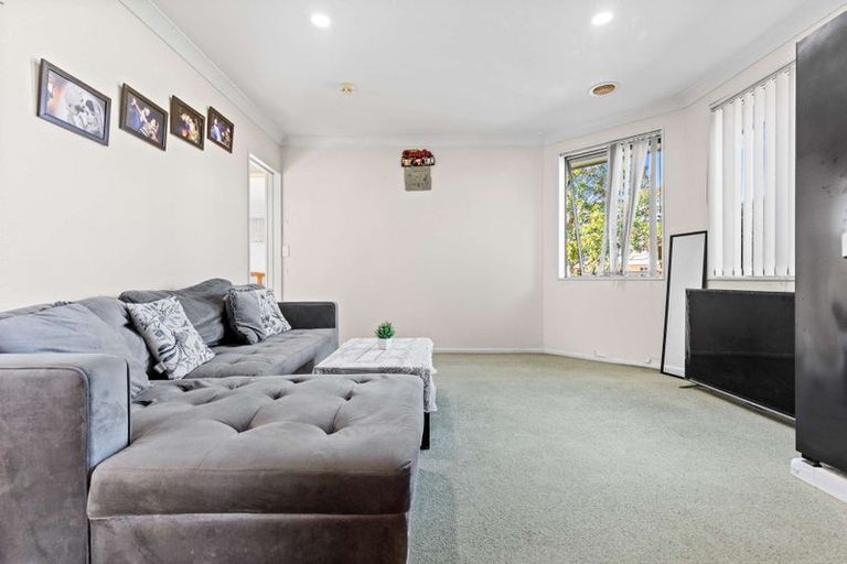 Photo of property in 18 Glen Cree Avenue, Rototuna, Hamilton, 3210