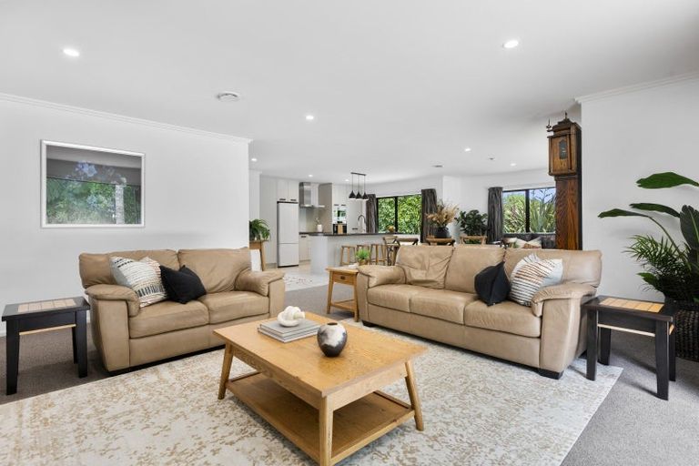 Photo of property in 7c Puka Place, Inglewood, 4330