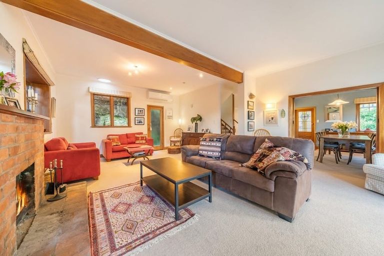 Photo of property in 27 Kotari Road, Days Bay, Lower Hutt, 5013