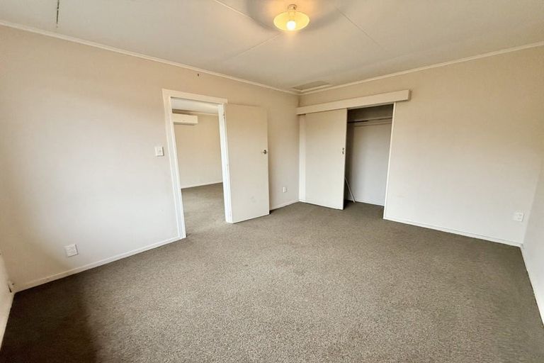 Photo of property in 19 Wood Street, Wainuiomata, Lower Hutt, 5014