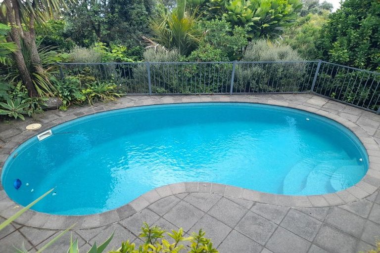 Photo of property in 17 Tinopai Drive, Omokoroa, 3114