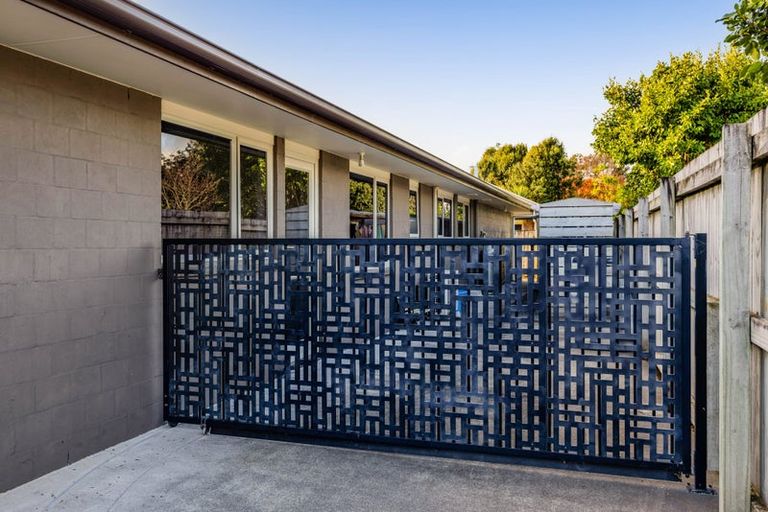 Photo of property in 92b Fairfield Road, Hawera, 4610