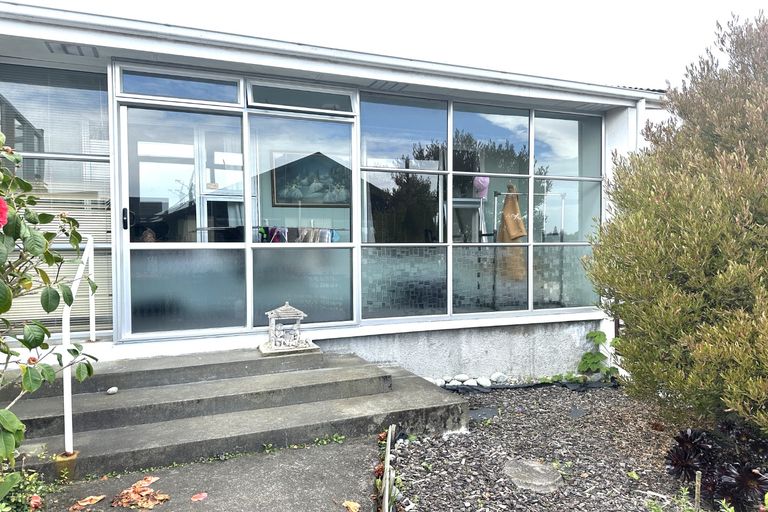 Photo of property in 2/15 Marchwiel Street, Marchwiel, Timaru, 7910