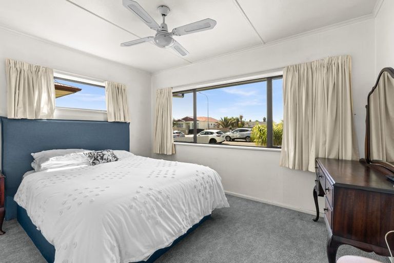 Photo of property in 85 Gloucester Street, Greenmeadows, Napier, 4112