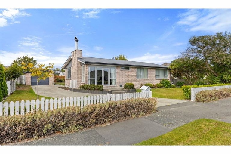 Photo of property in 4 Chevy Place, Hoon Hay, Christchurch, 8025