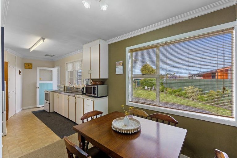 Photo of property in 16 Rimu Street, Otaki, 5512