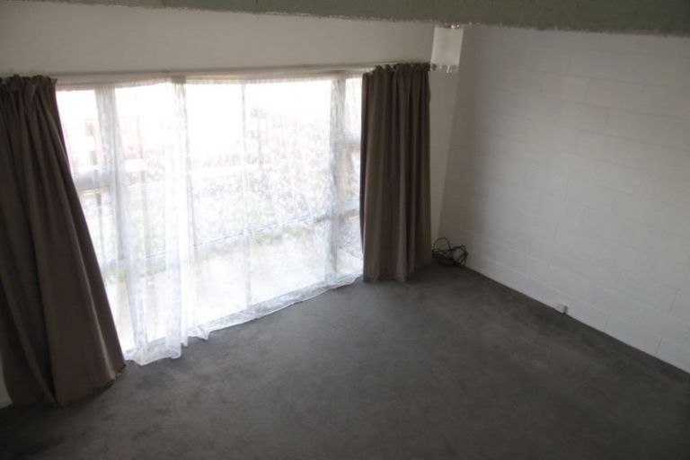 Photo of property in 2/19 Olive Crescent, Papatoetoe, Auckland, 2025