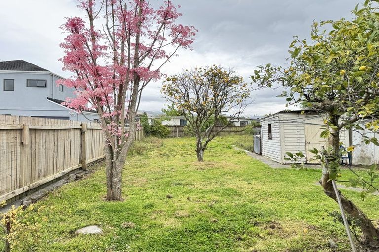 Photo of property in 8 Guiness Street, Avalon, Lower Hutt, 5011