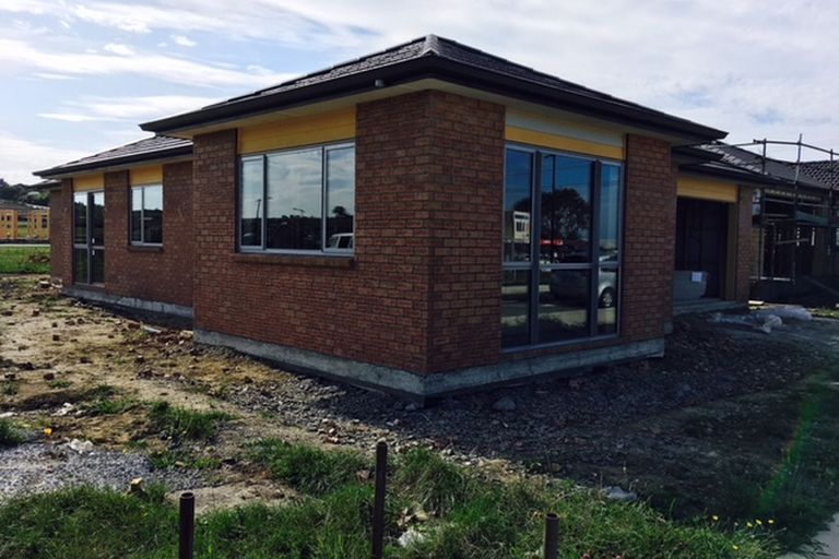 Photo of property in 3 Darley Way, Papakura, 2110