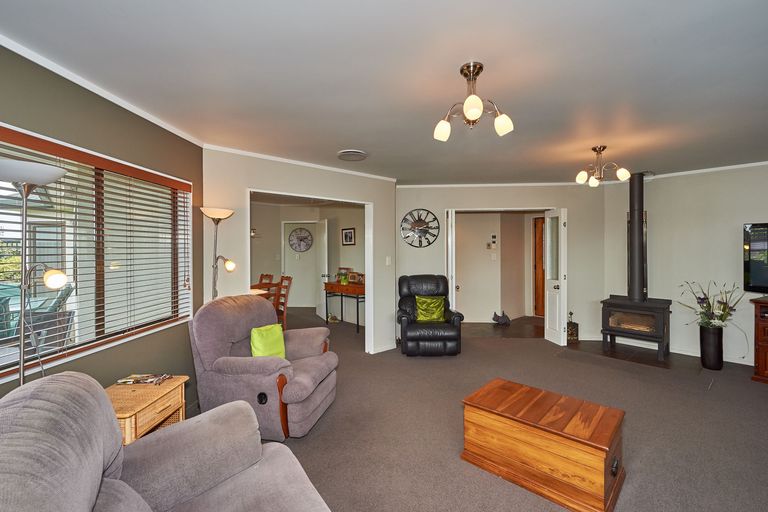 Photo of property in 120 Kelvin Grove Road, Kelvin Grove, Palmerston North, 4414