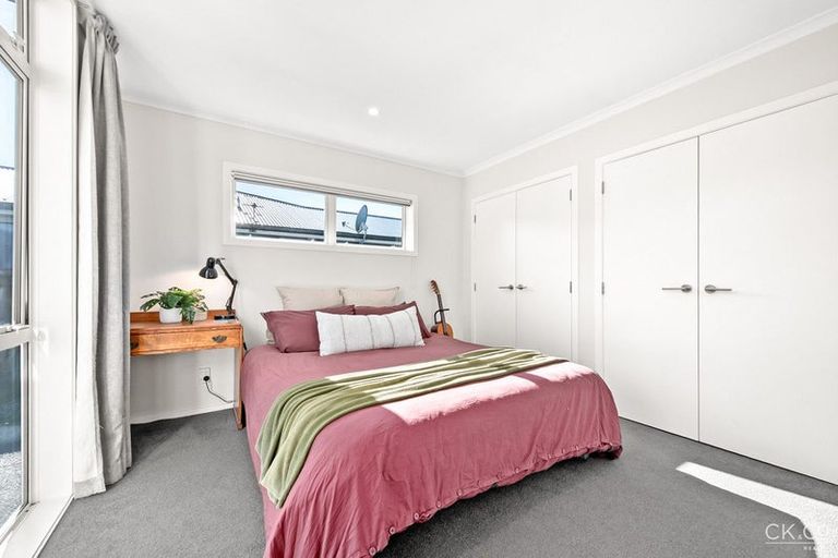 Photo of property in 90b Stokes Valley Road, Stokes Valley, Lower Hutt, 5019