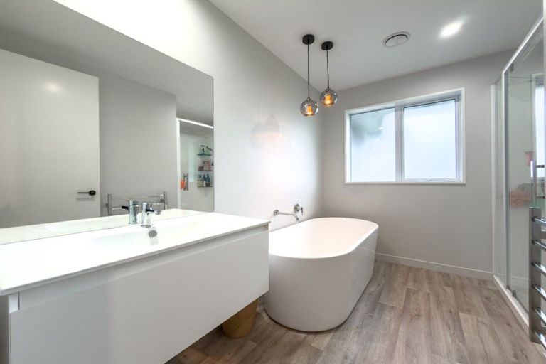 Photo of property in 67 Watt Road, Otatara, Invercargill, 9879