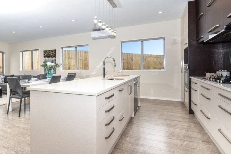 Photo of property in 50 Prado Drive, Pukekohe, 2120