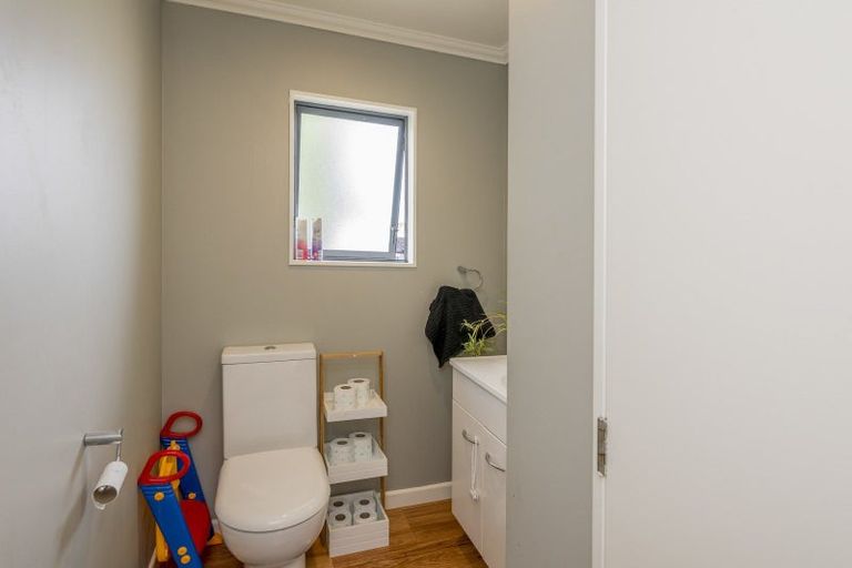 Photo of property in 38 Campbell Avenue, Paraparaumu, 5032