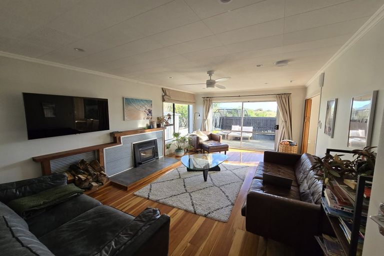 Photo of property in 191 Manly Street, Paraparaumu Beach, Paraparaumu, 5032