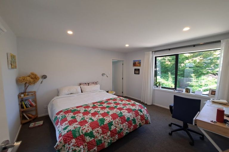 Photo of property in 10 Te Mara Place, Merrilands, New Plymouth, 4312