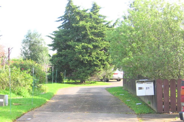 Photo of property in 1/21 Leven Lane, Totara Heights, Auckland, 2105